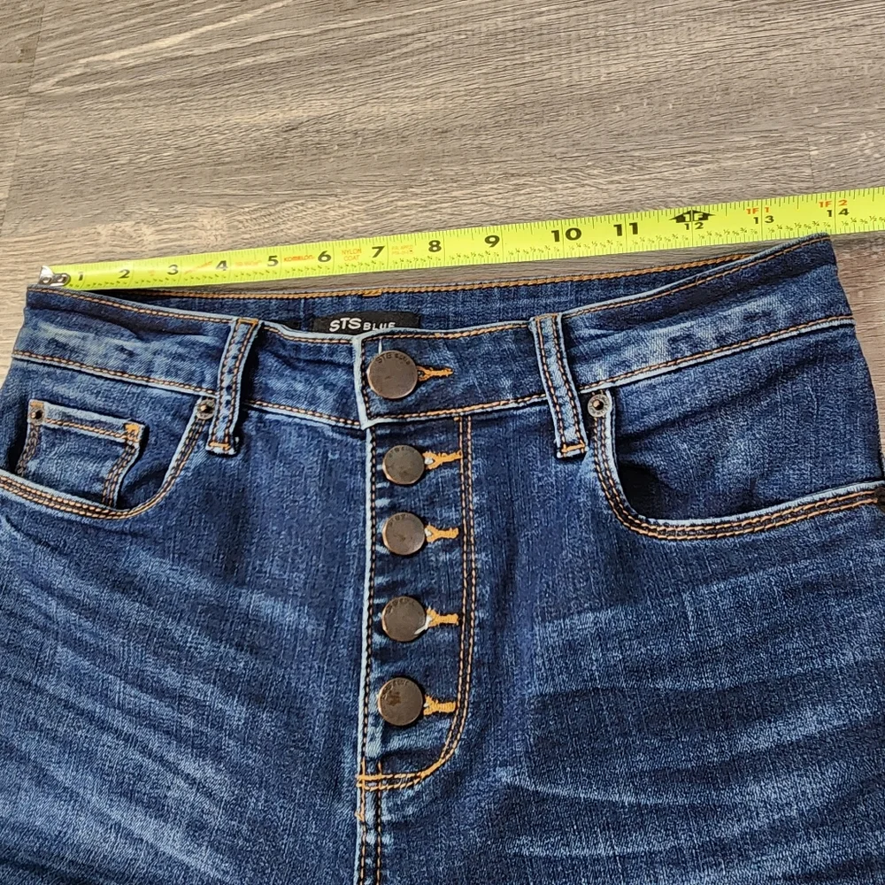 STS BLUE Ashley High Rise Button Fly Blue Denim Raw Hem Jean 28 - Picture 5 of 14